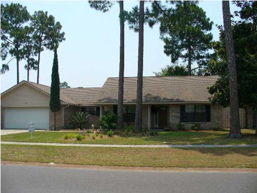 Great floorplan and location for this all brick, 3 bedroom home in Northshore. There are walk-in closets in every bedroom, a jacuzzi tub and separate shower in the huge master bed/bath & a heatpump w/ recovery system for free hot water in the summer, keeping utilities low. This home is on city water & city sewer. Property features include: a large greatroom with cathedral ceilings, separate dining room, large kitchen with center island, tiled floors and countertops, privacy fenced yard and 2 car garage.