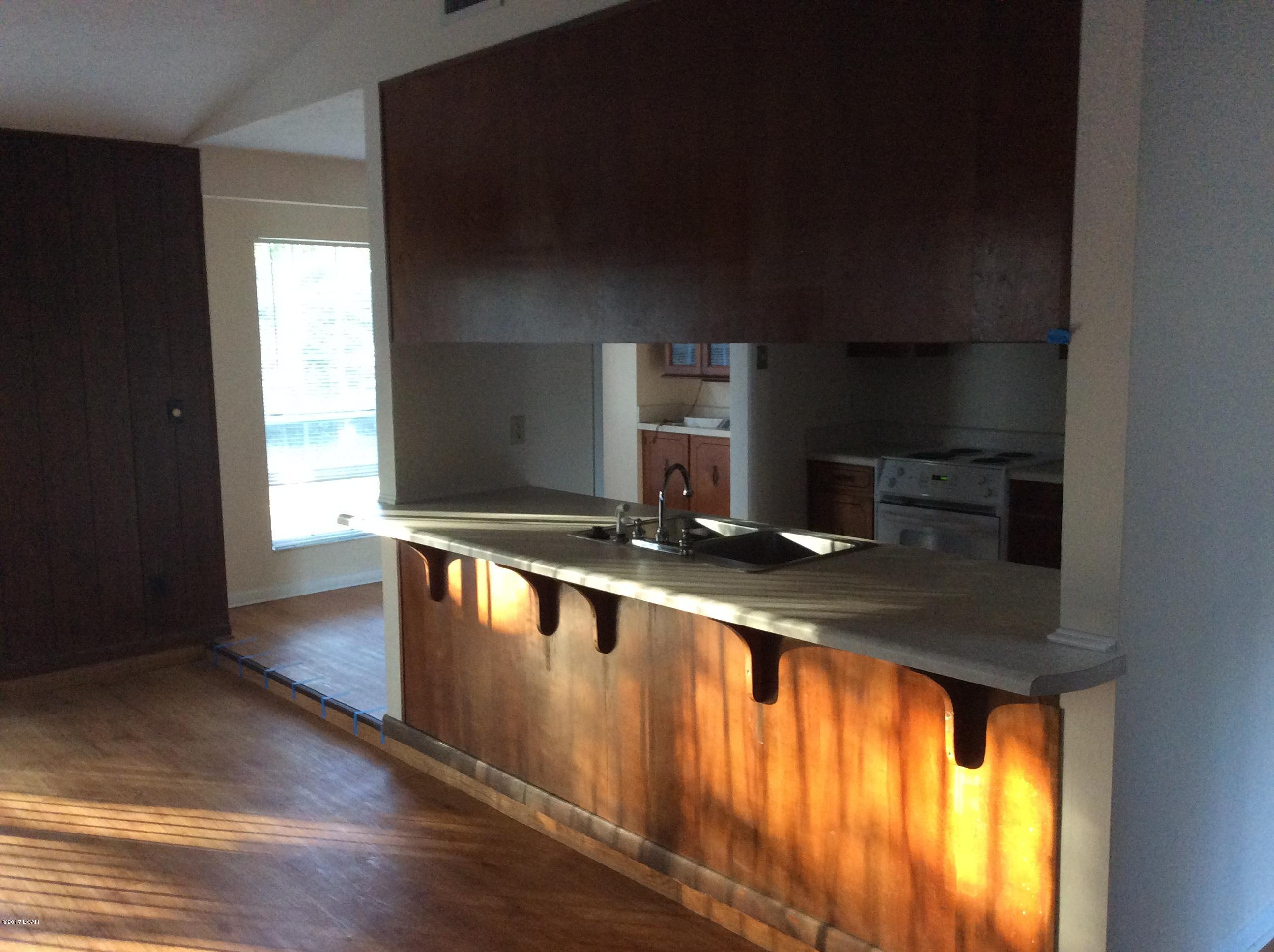 King Estates Unit 2 - Residential Lease