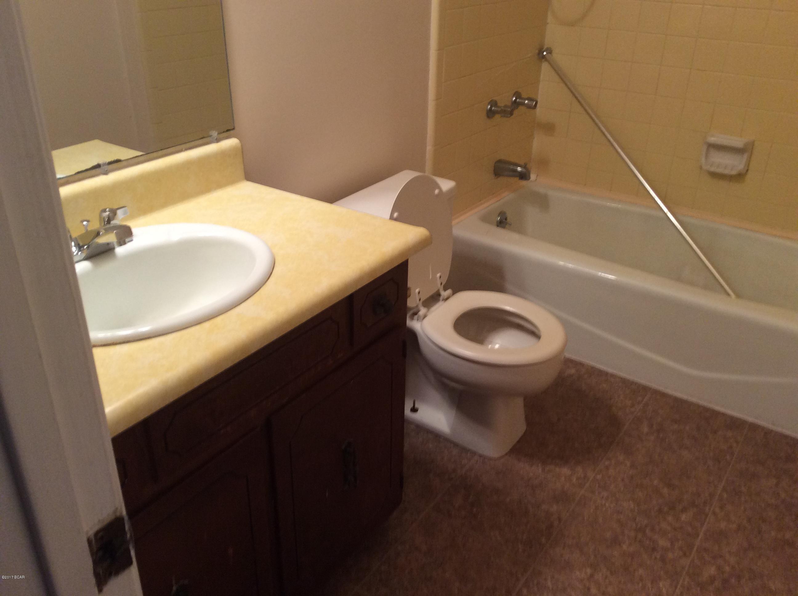 King Estates Unit 2 - Residential Lease