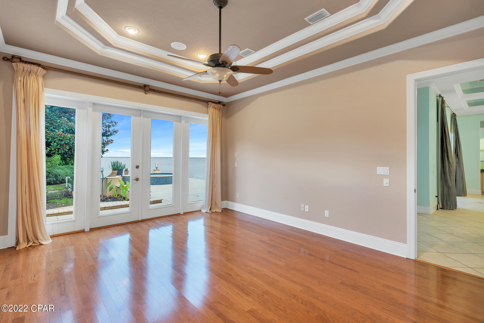 Emerald Bay - Residential