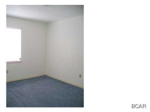 Holiday Beach Unit 8 - Residential Lease