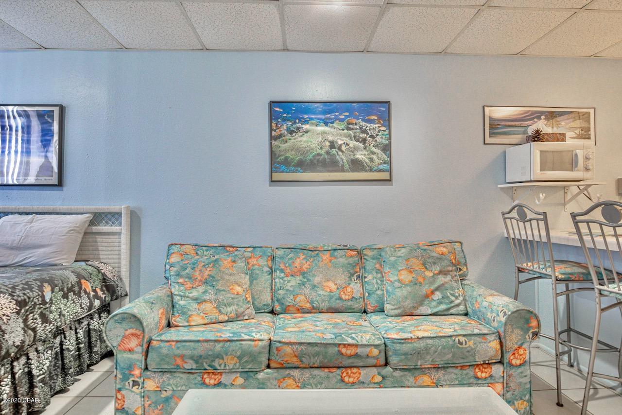 Fontainebleau Terrace - Residential