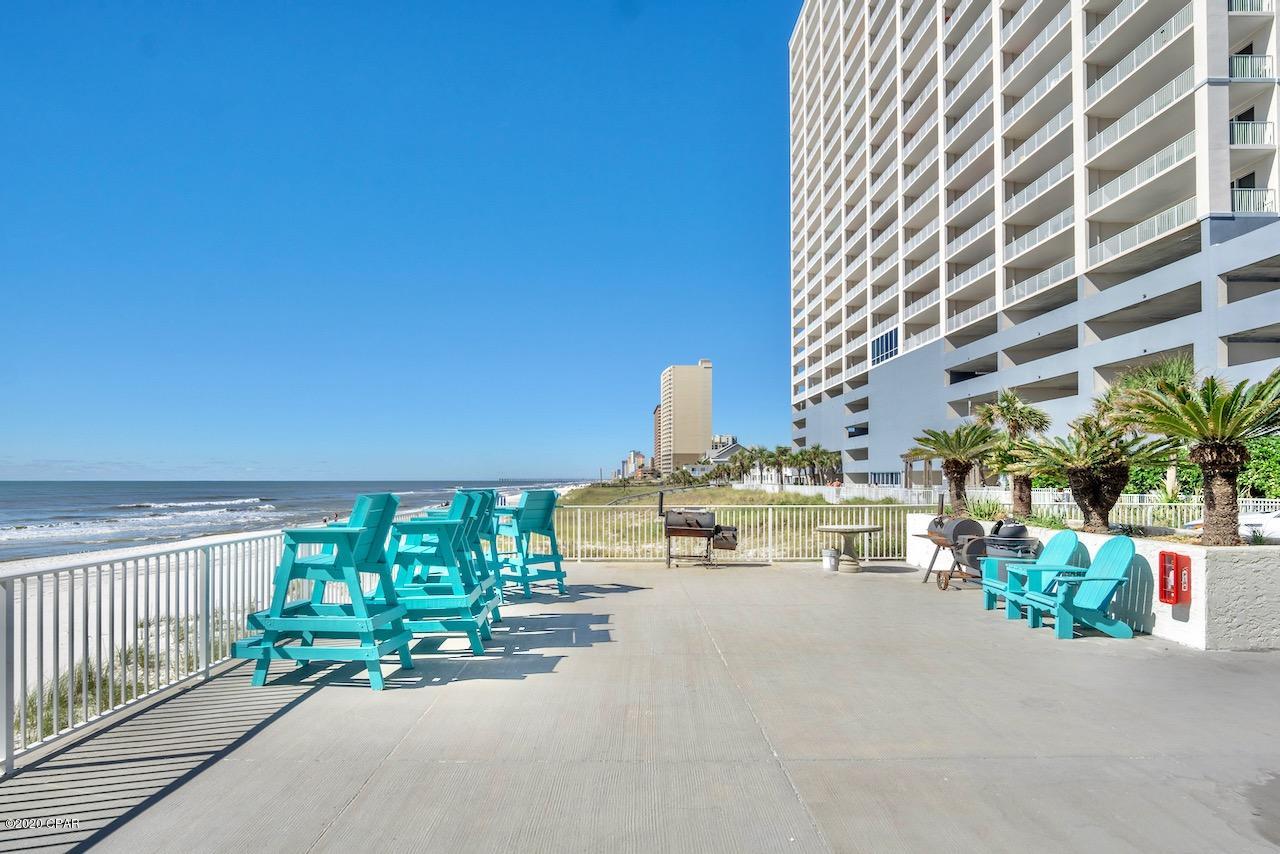 Fontainebleau Terrace - Residential