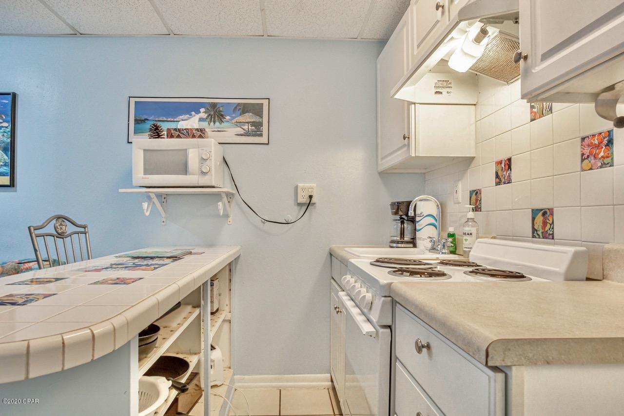 Fontainebleau Terrace - Residential