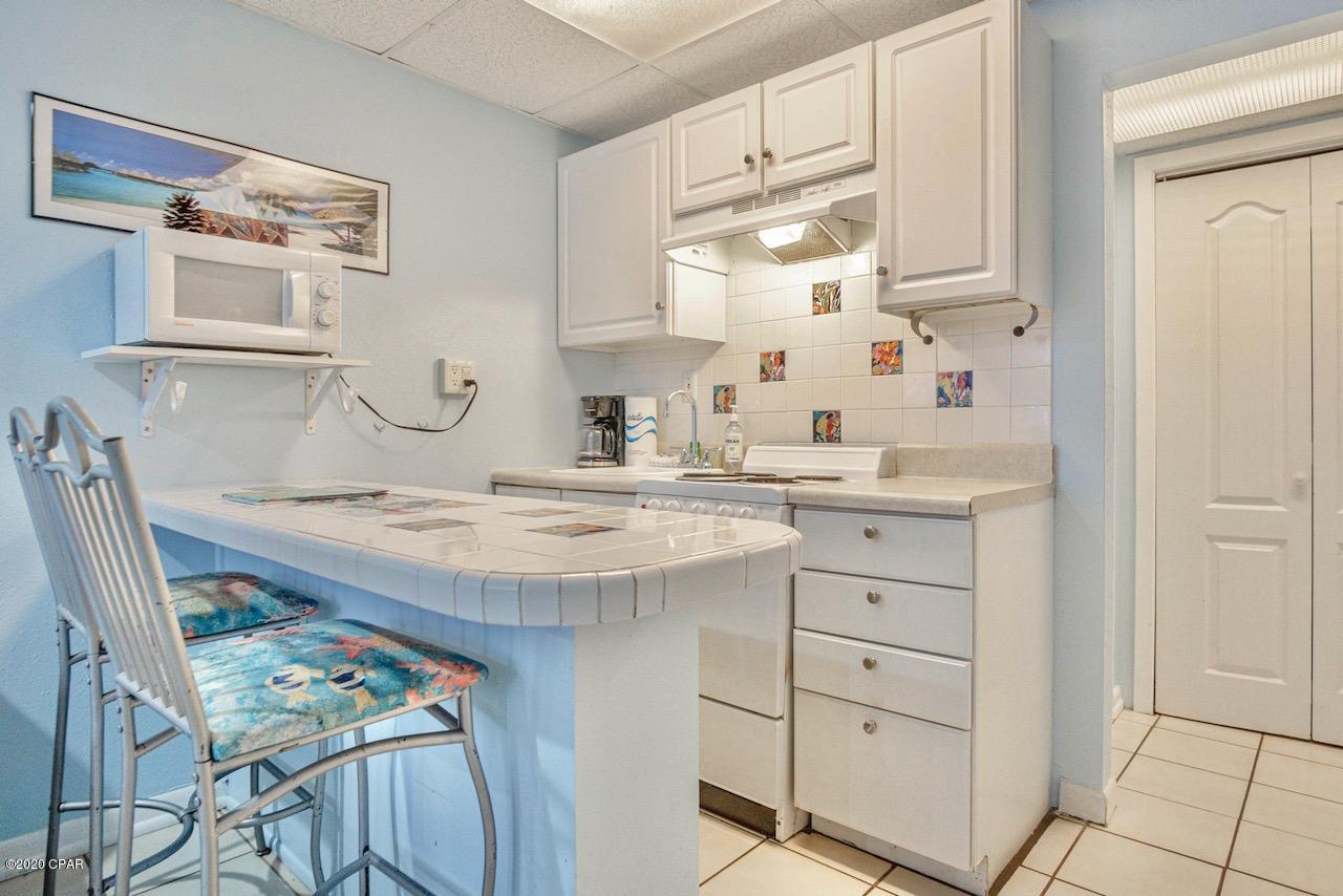 Fontainebleau Terrace - Residential