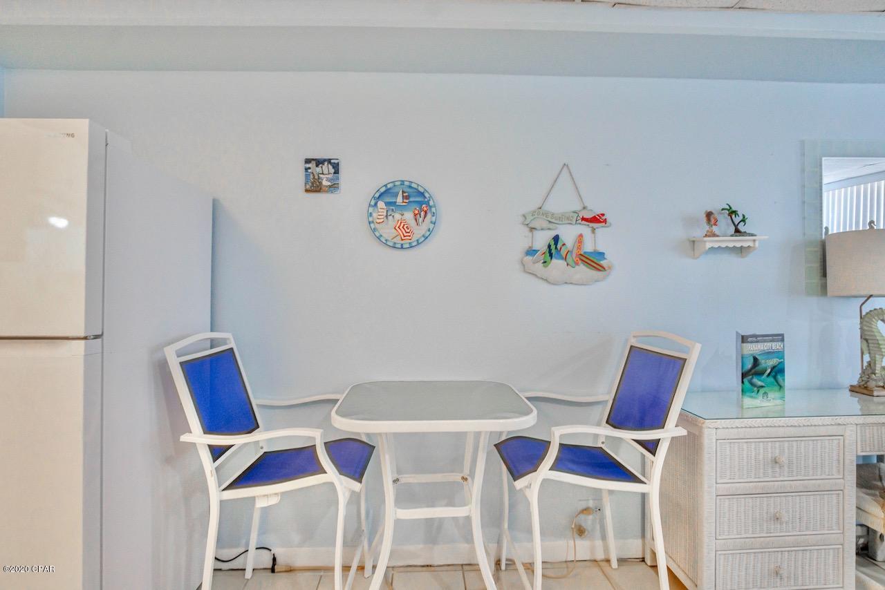 Fontainebleau Terrace - Residential