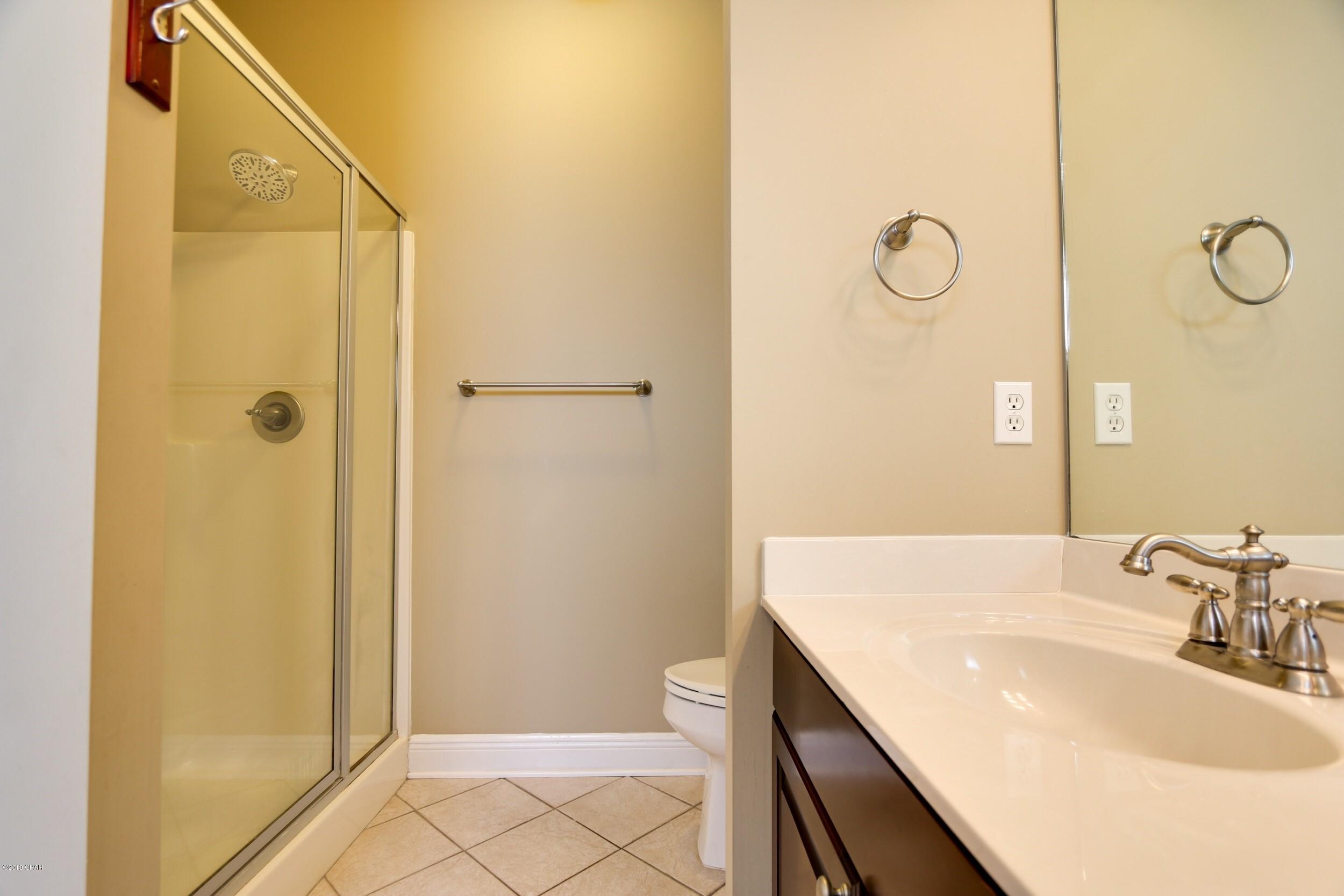 Riverside Ph I - Residential Lease