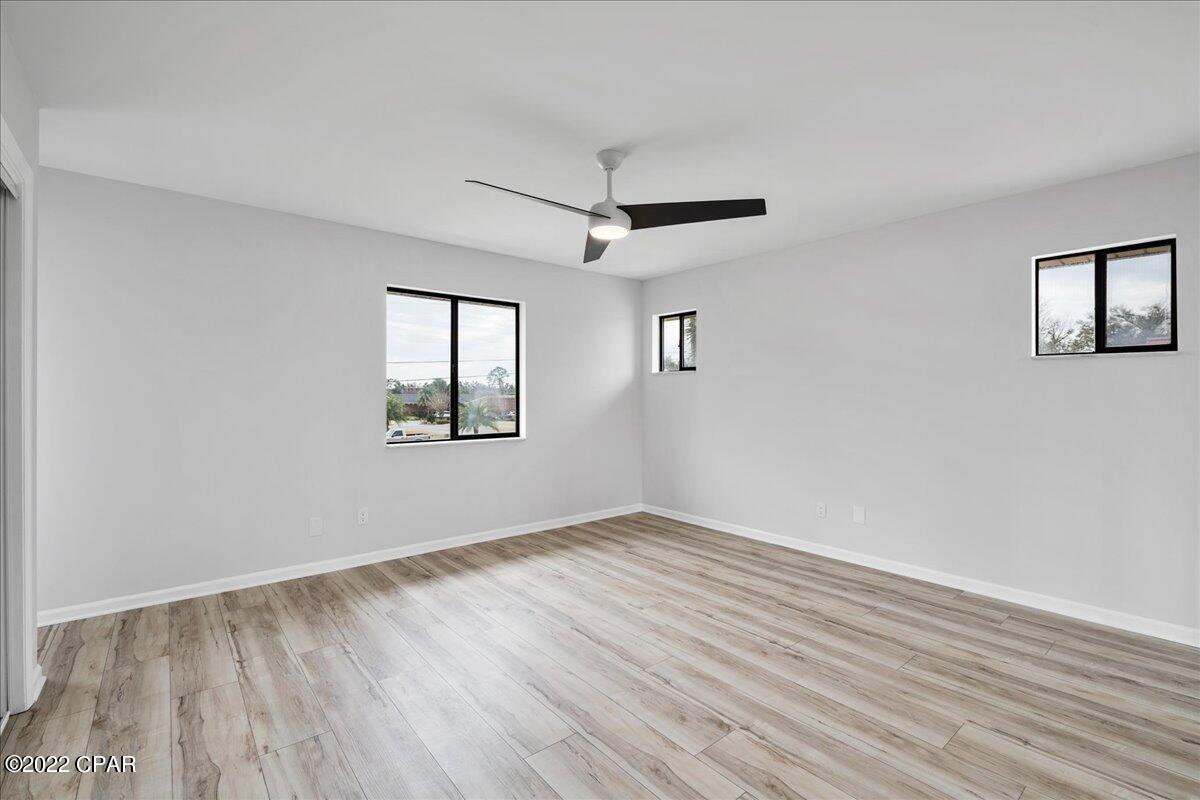 Kings Point - Residential
