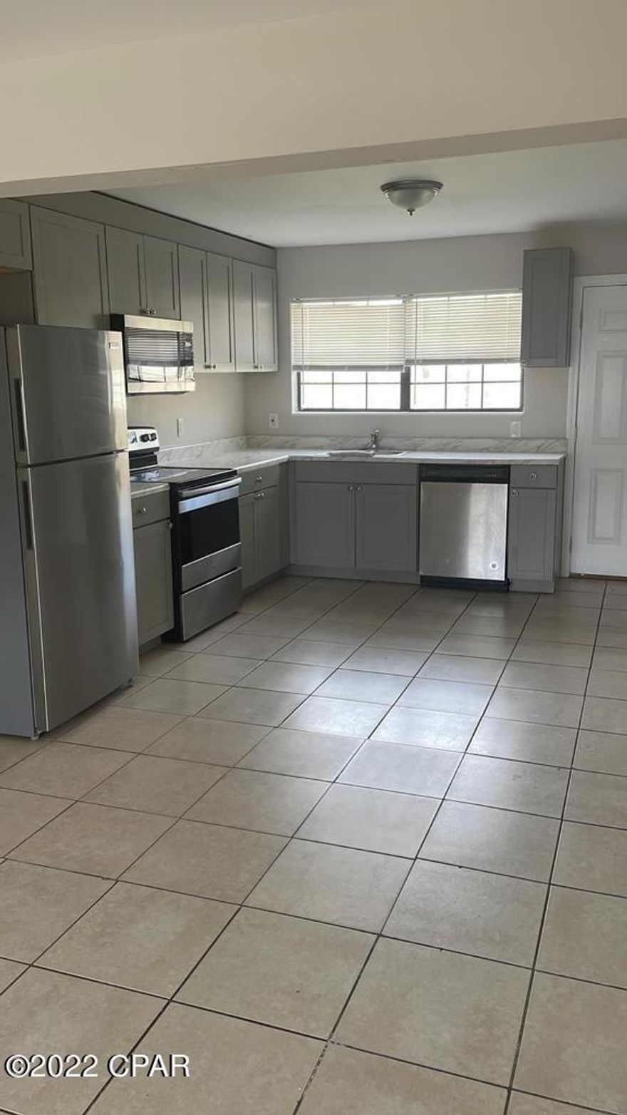 This perfect Townhouse is just waiting for the perfect tenant to call home. Completely redone from the floors to the ceilings, it has a very comfortable feel and a great look. Everything's been updated with modern look to make feel even more welcoming. The laundry room has a very comfortable area outside by the yard and it has plenty of room to enjoy a cup of coffee with the neighbors....Please schedule a viewing today to call this place​​‌​​​​‌​‌​​​​‌​​‌​​​​‌‌ yours.