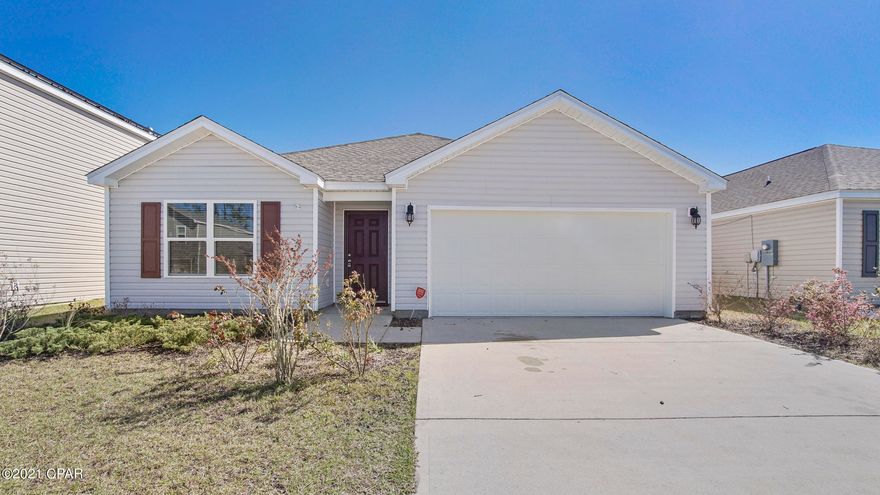 'Currently under contract; Seller taking backup offers'This popular ''Cali'' floorplan offers 4 bedrooms, 2 bathrooms, located in the desirable neighborhood of Barrett's Park in Olde Towne Village. It features an open floor plan with nickel hardware finishes, vinyl flooring in common areas, carpet in each bedroom and durable laminate countertops in kitchen and bathrooms. The master bedroom is located on the back of the home and has master bath with dual sink vanity, a seperate shower, soaking tub and a nice size walk-in closet.

Enjoy the backyard on your covered back patio with fully fenced in backyard with views of the pond. Don't miss the chance to preview this home today! All sizes/measurements are approximate; please verify if important.