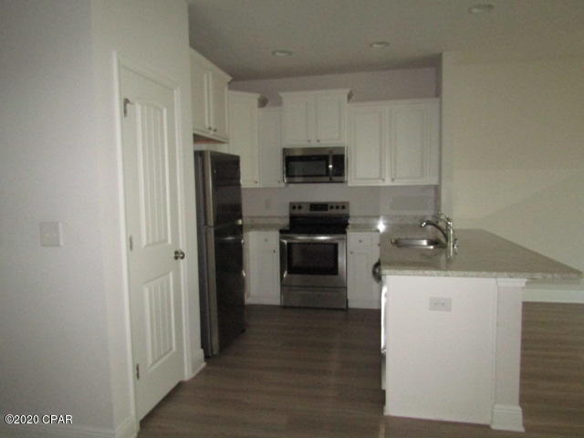 Hathaway Townhomes - Residential Lease