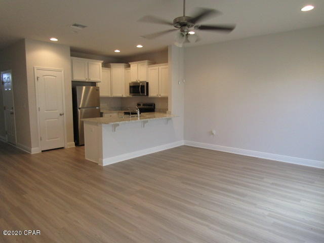 Hathaway Townhomes - Residential Lease