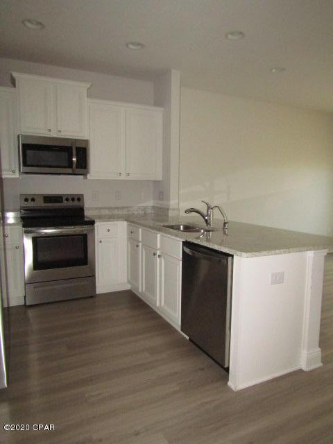 Hathaway Townhomes - Residential Lease