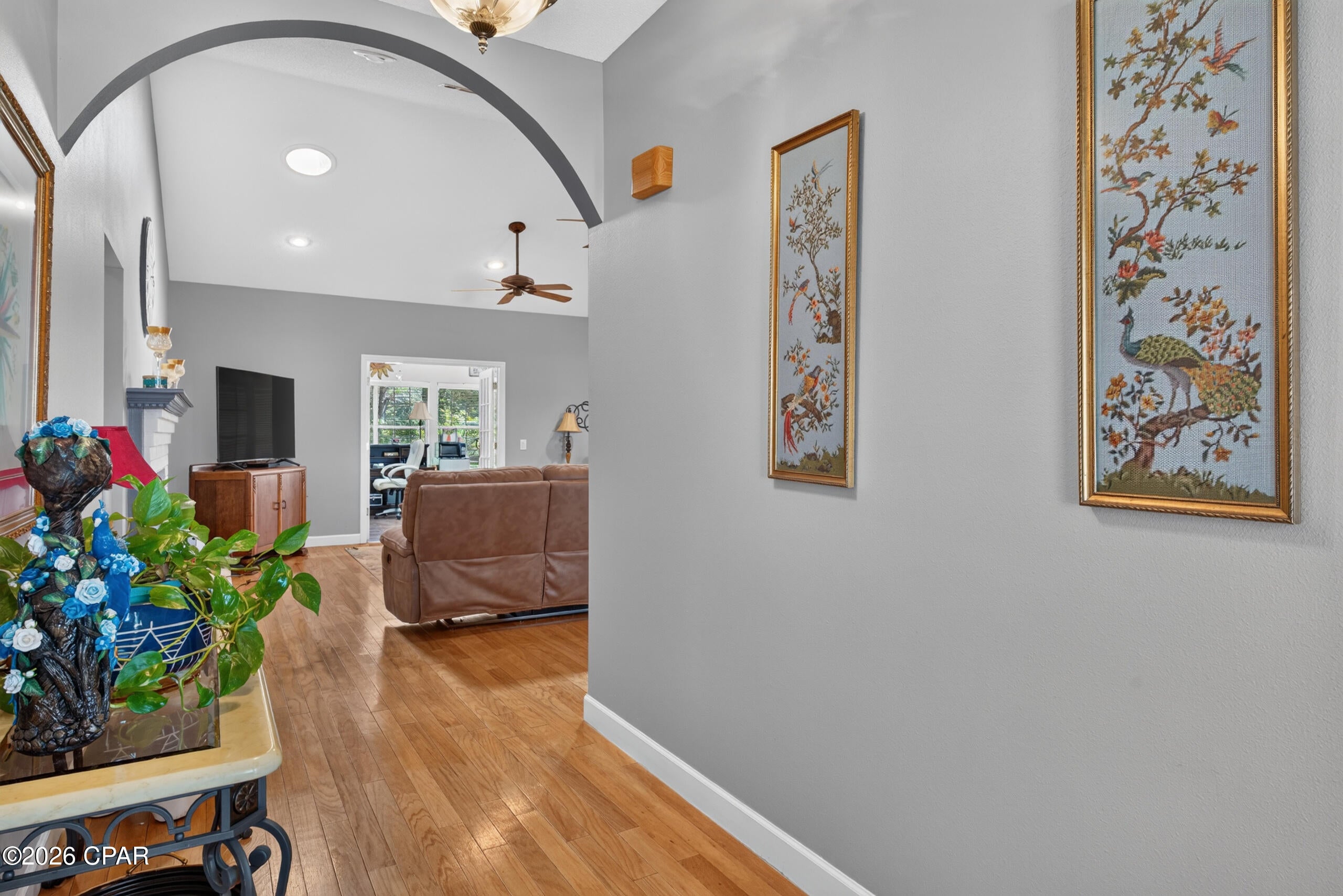 2712 Marian Drive