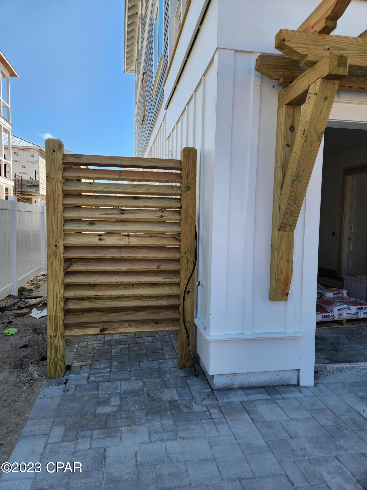 Bid-A-Wee - Residential