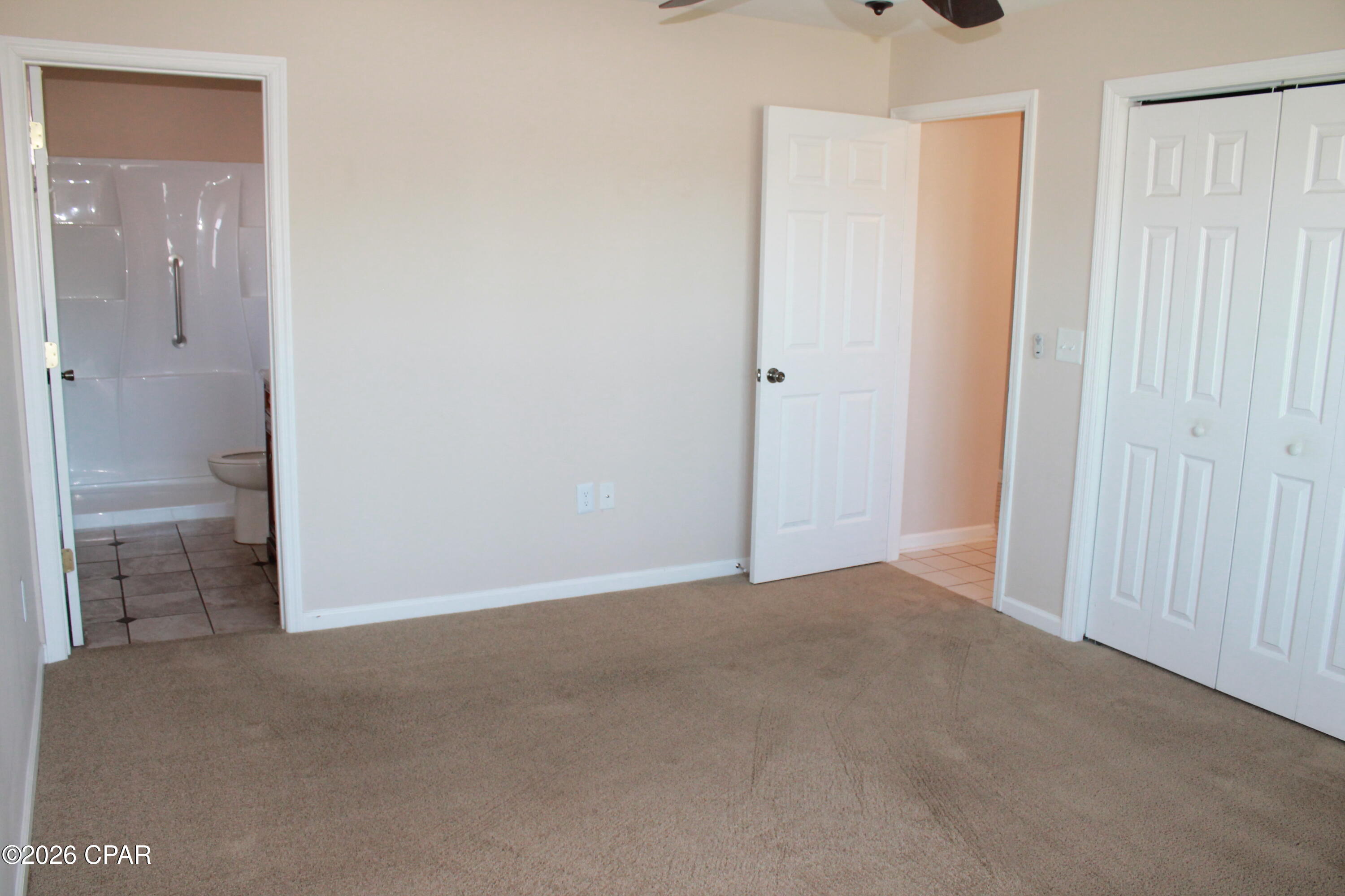 Shadow Bay Unt 3 & 4 - Residential