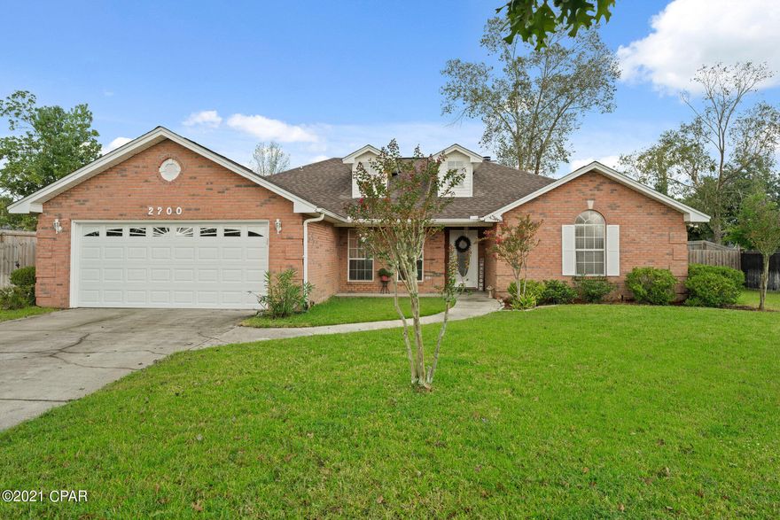 CURRENTLY UNDER CONTRACT, SELLER ACCEPTING BACKUP OFFERS. Beautiful home in Mowat Heights! Be sure to see this one before its gone. 4 side brick ranch with a gorgeous pool in the fenced back yard. Enjoy the screened porch overlooking the pool. Home is well maintained. Living room is very spacious and has a working fireplace. Split bedroom plan offers privacy for the Owners suite,There is a door that exits to the backyard.  Very spacious Owners bath. Secondary bedrooms are spacious! There is also an office area. Awesome community in a great location!