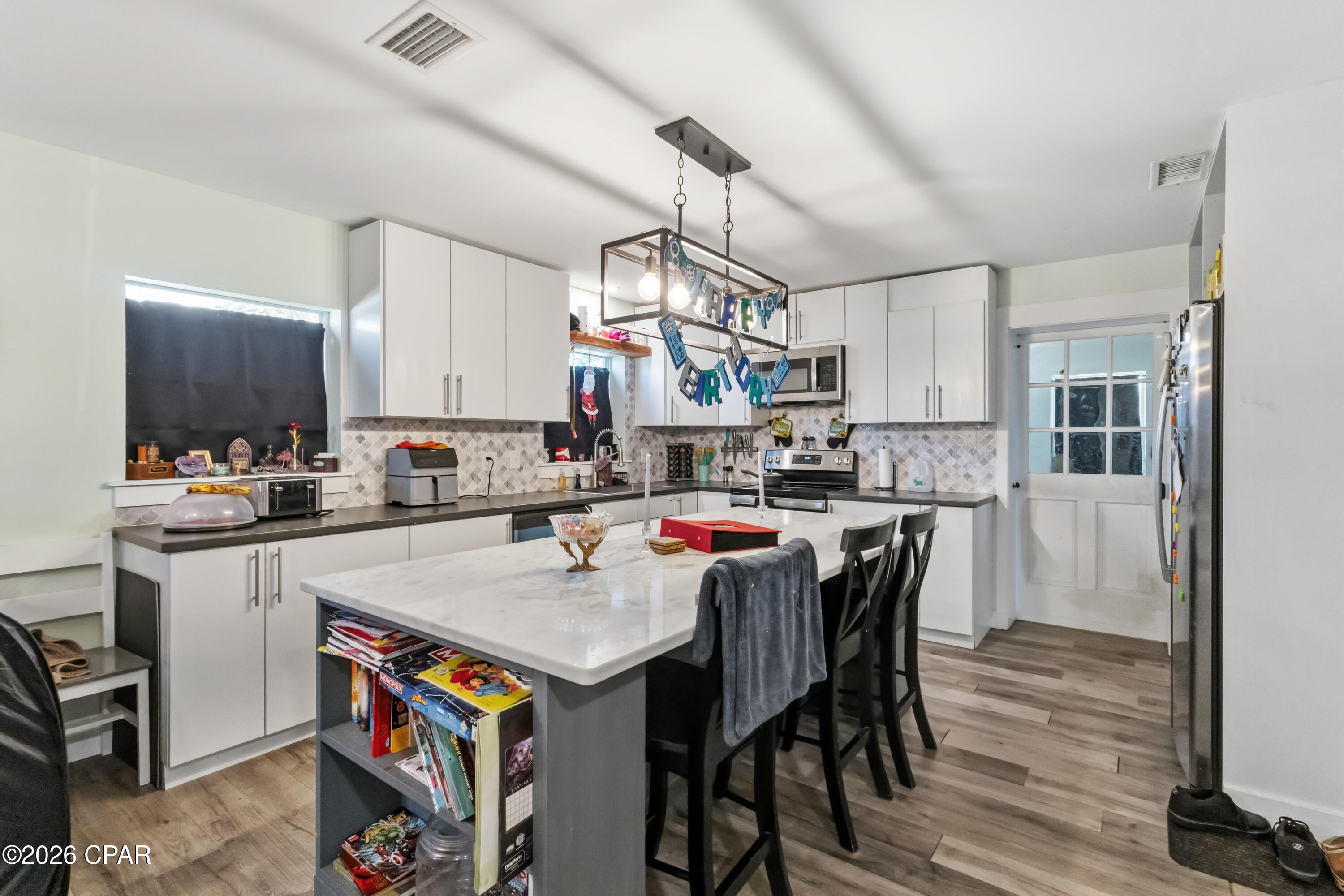 [No Recorded Subdiv] - Residential