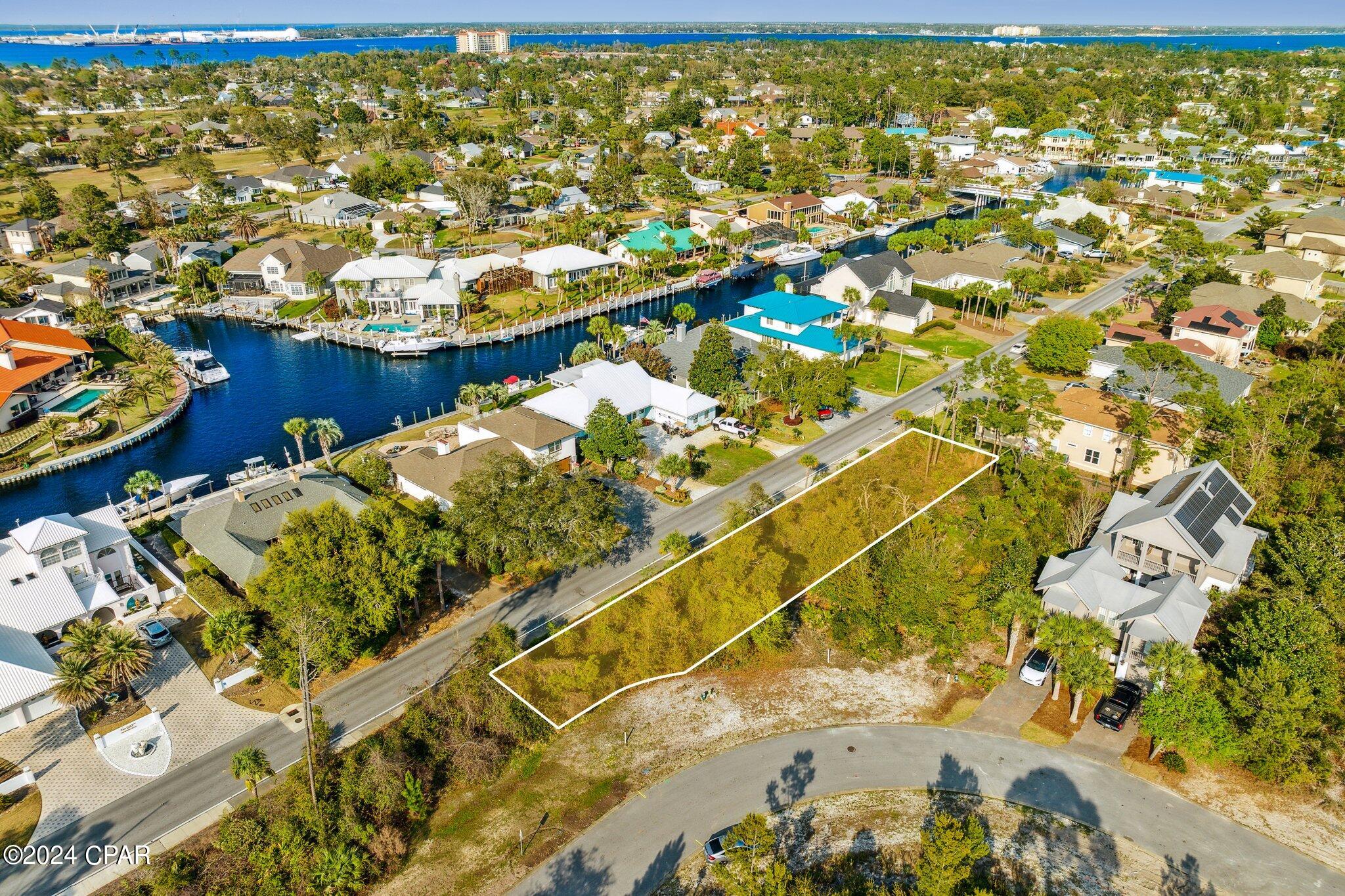 Martinique Phase II - Land