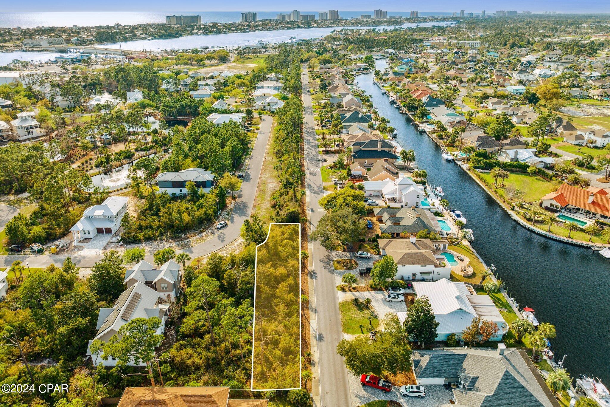 Martinique Phase II - Land