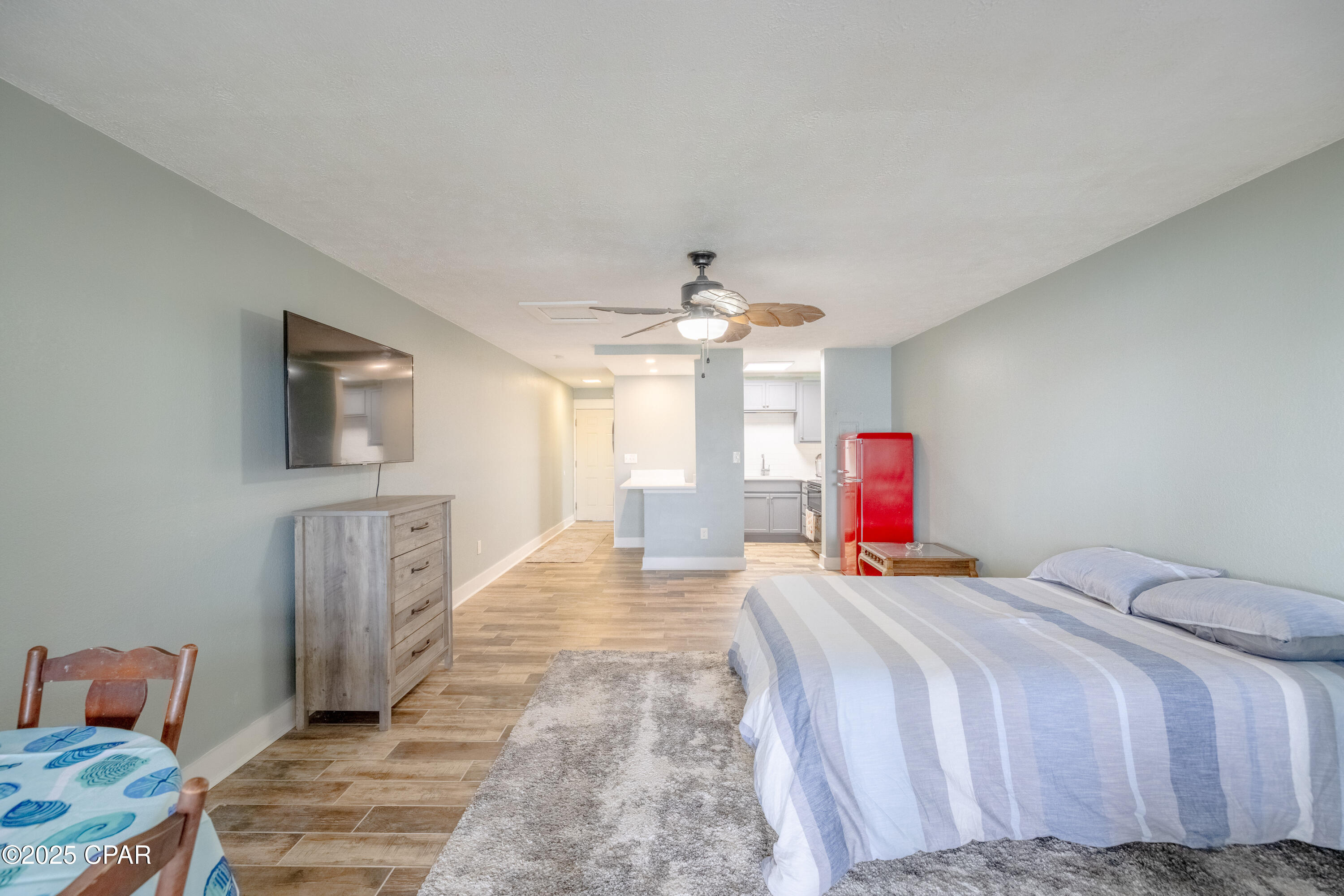 Lullwater Beach - Residential