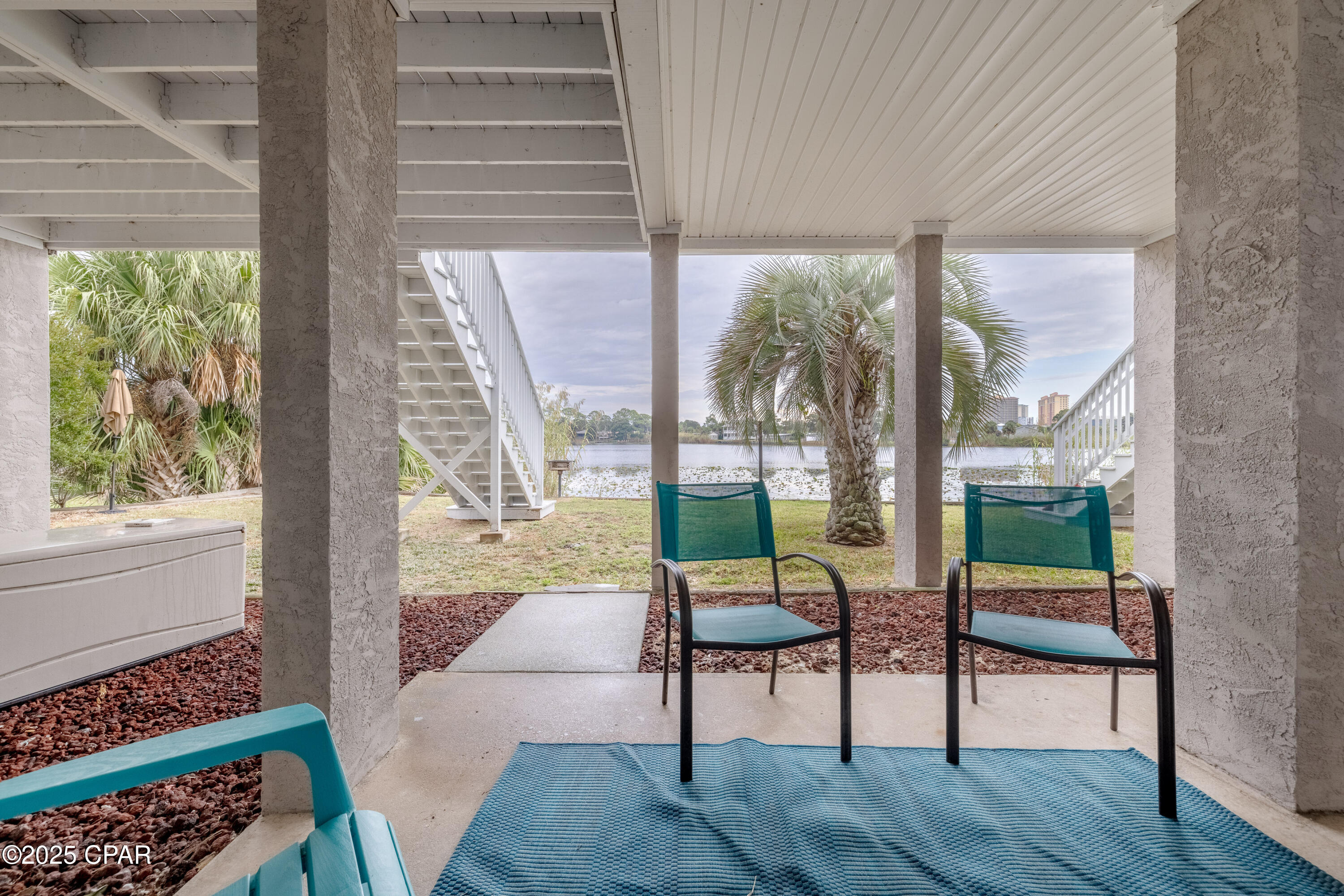 Lullwater Beach - Residential