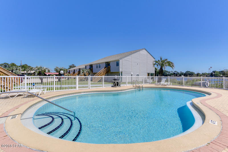 Lullwater Beach - Residential