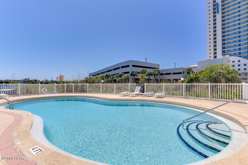 Lullwater Beach - Residential