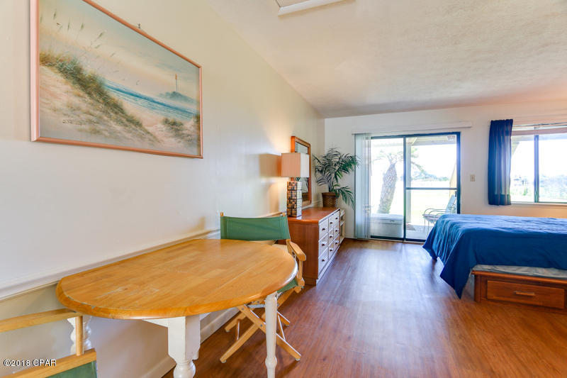 Lullwater Beach - Residential