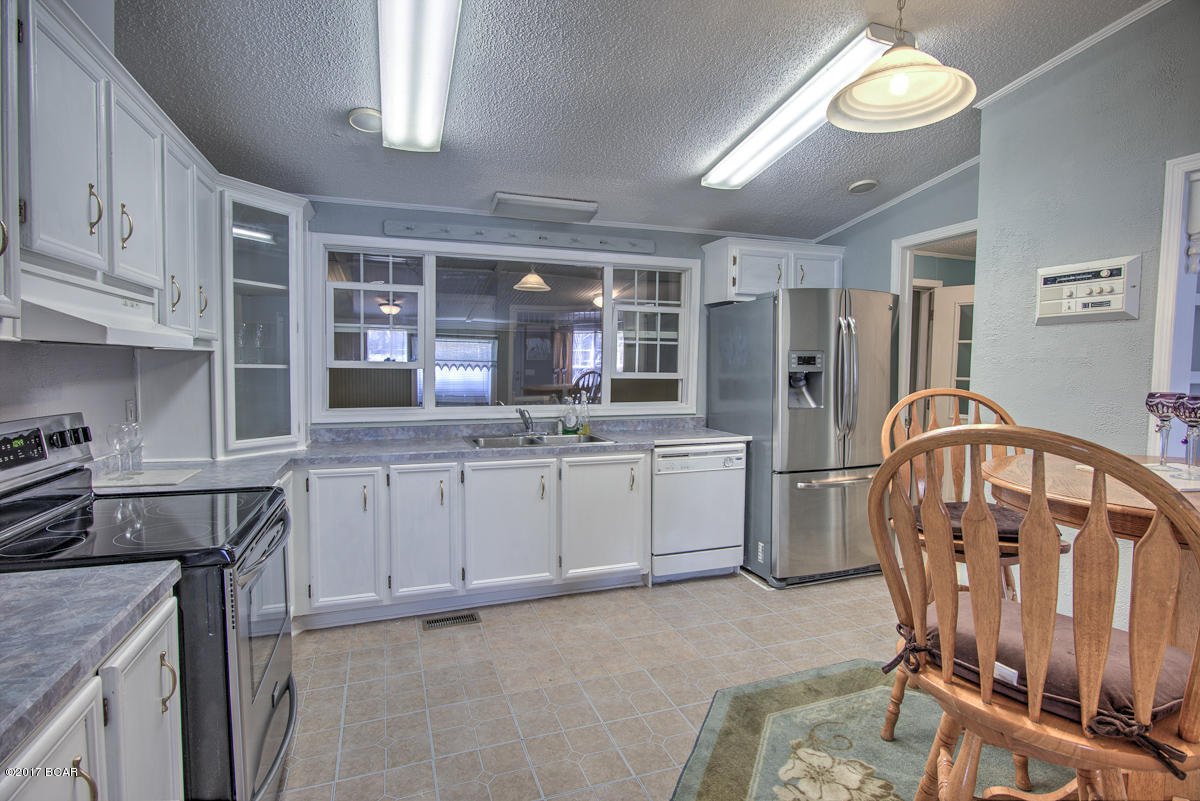 North Lagoon Oaks 7th Add - Residential