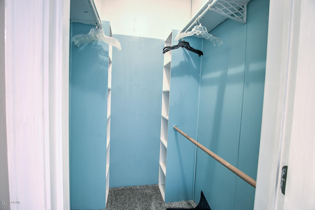 North Lagoon Oaks 7th Add - Residential