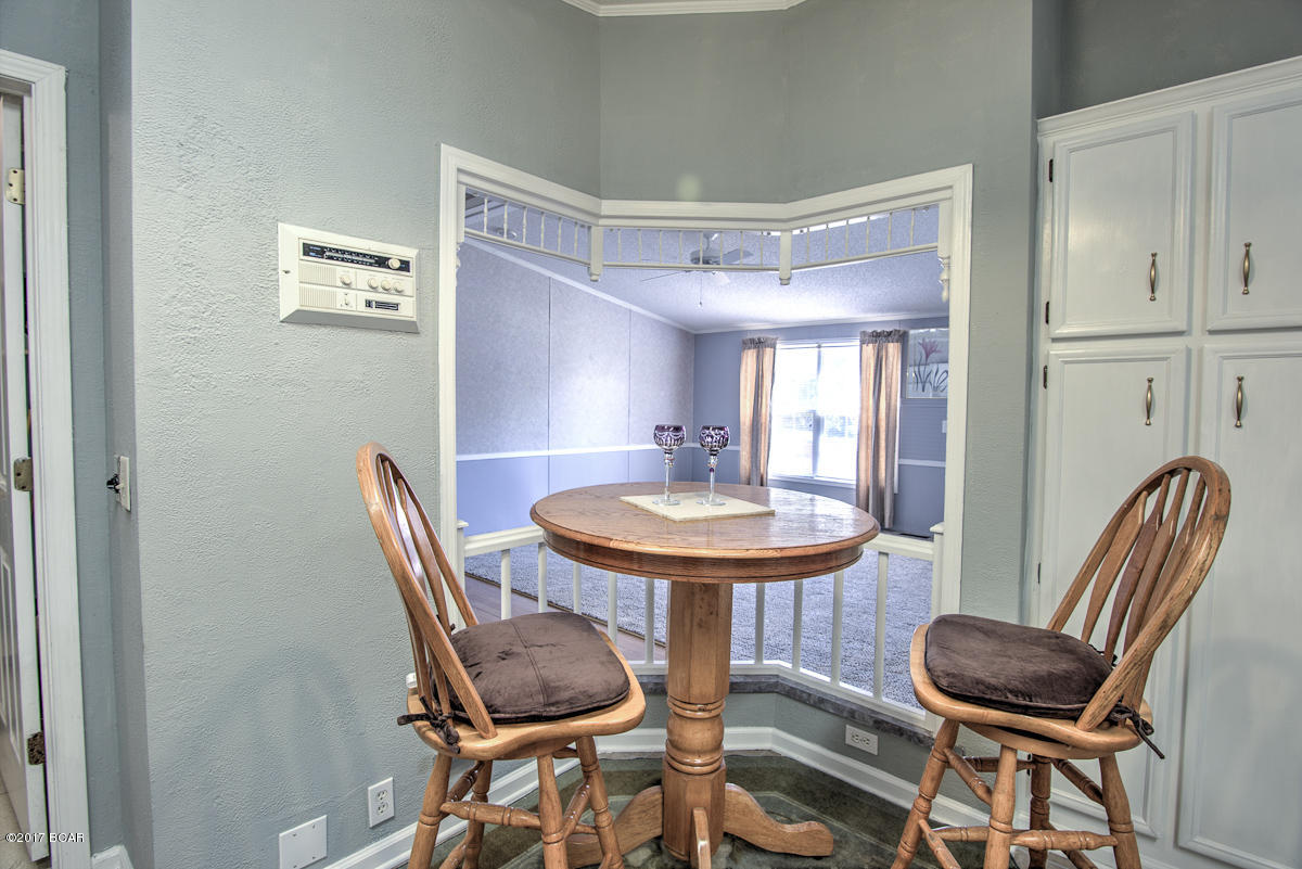 North Lagoon Oaks 7th Add - Residential