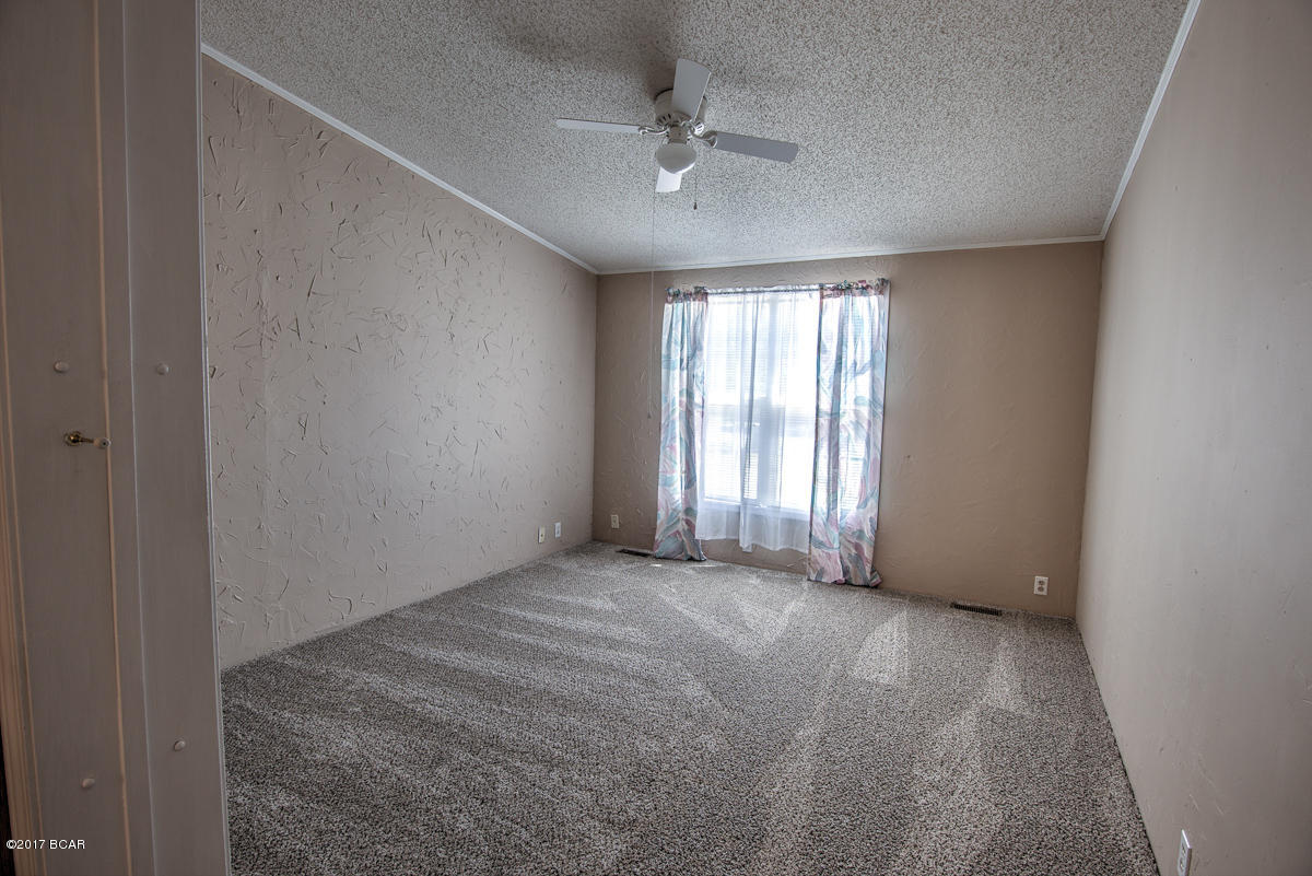 North Lagoon Oaks 7th Add - Residential