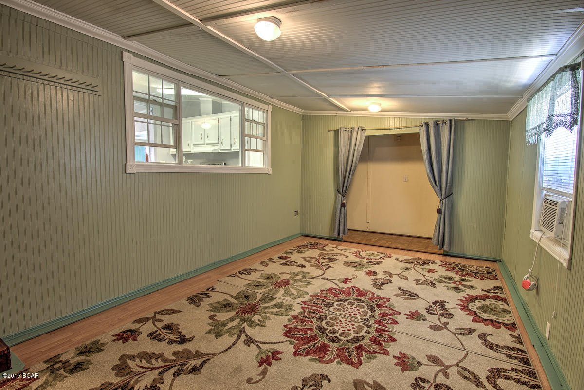 North Lagoon Oaks 7th Add - Residential