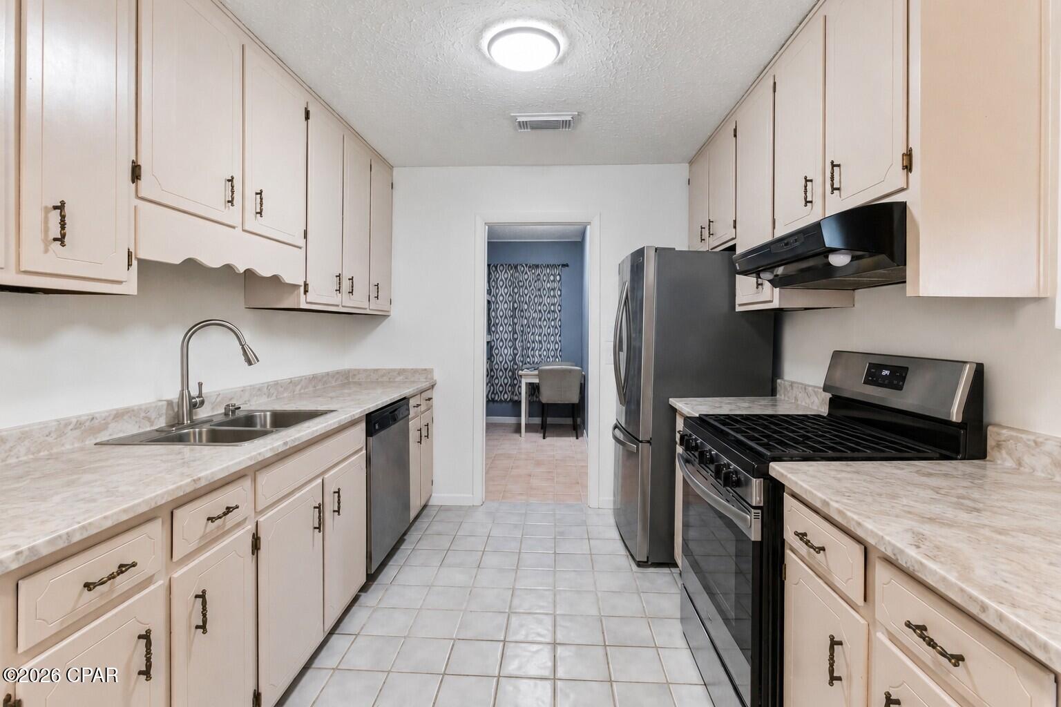 Pine Forest Est Ph 1 - Residential
