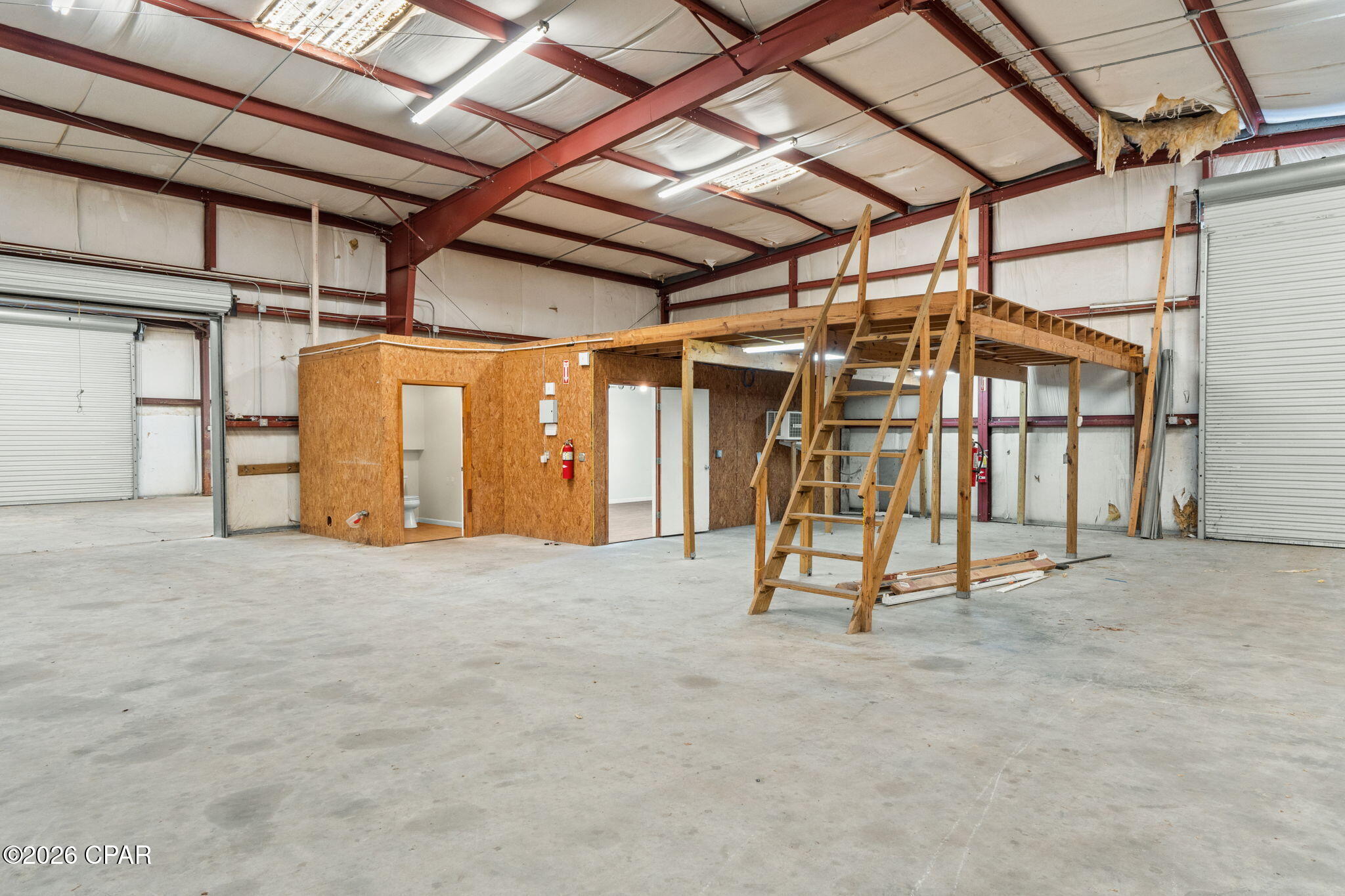 [No Recorded Subdiv] - Commercial Sale