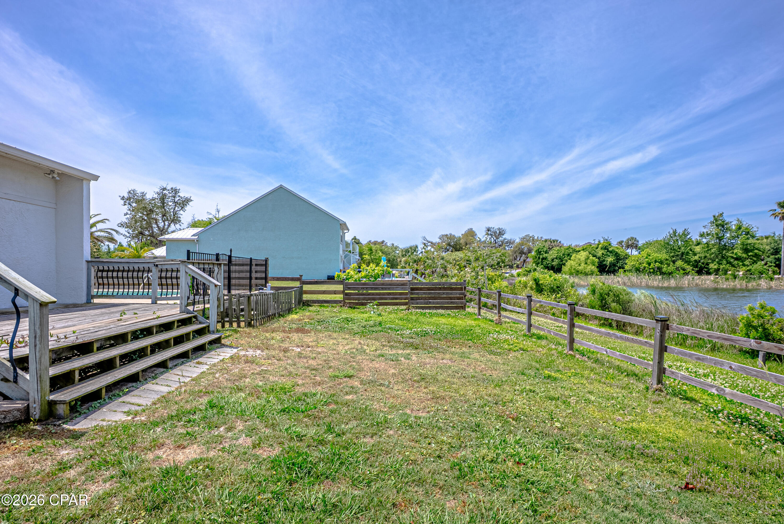 Tropical Bay - Residential