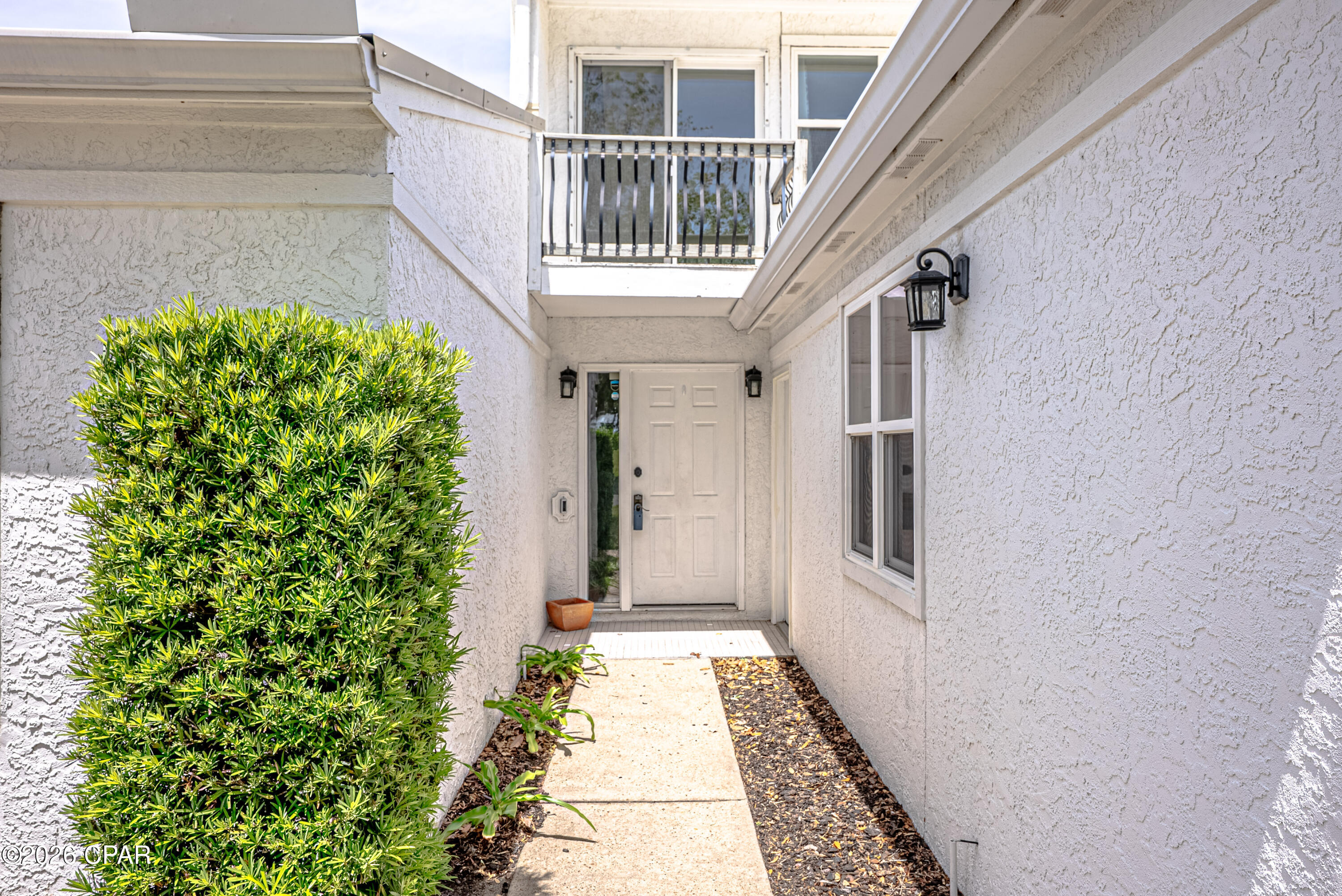 Tropical Bay - Residential