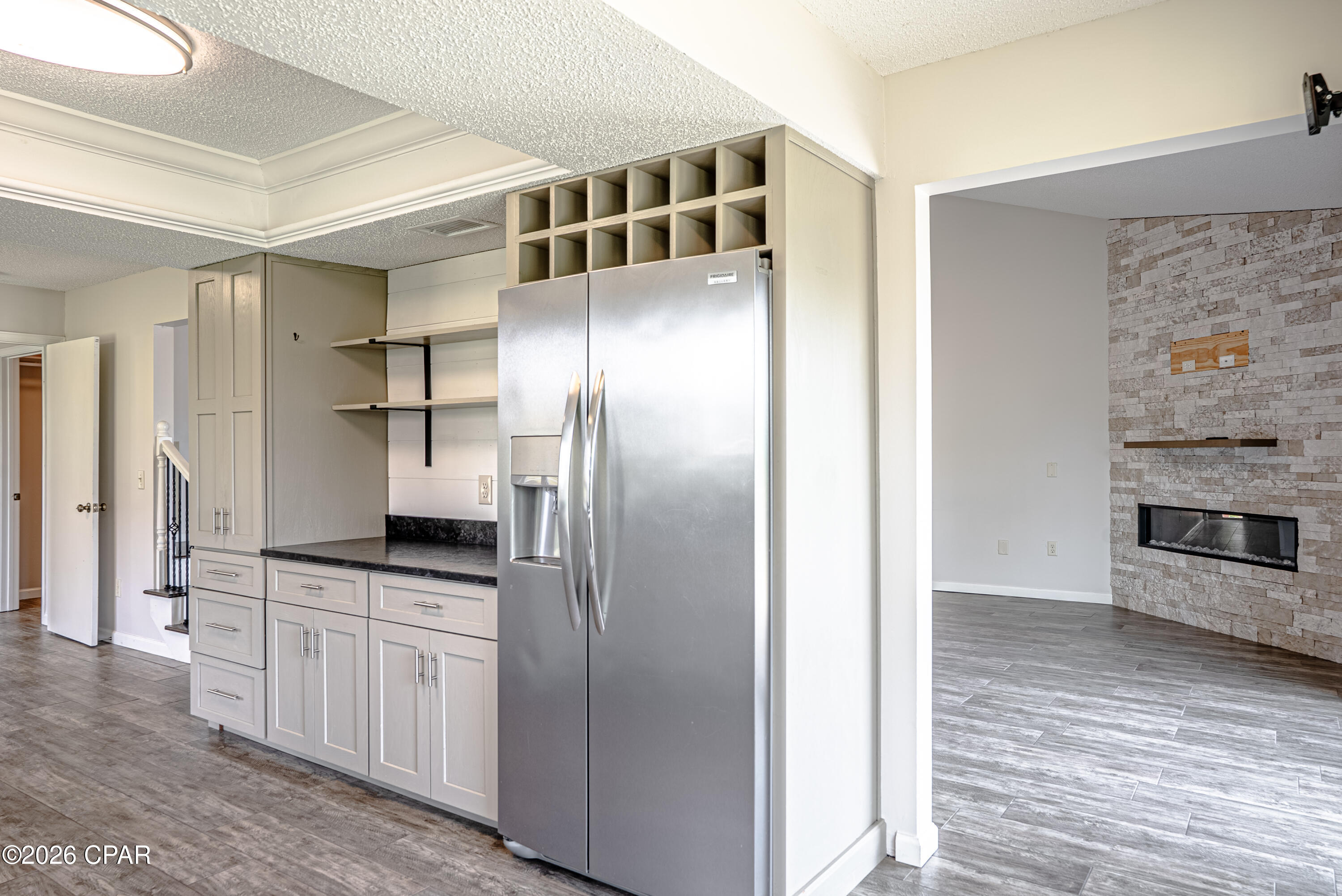 Tropical Bay - Residential