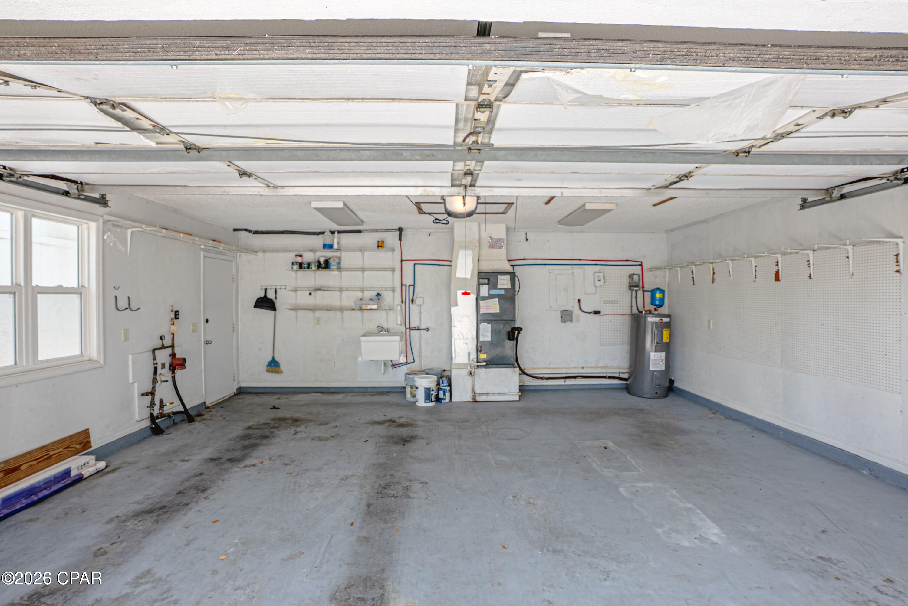 Tropical Bay - Residential