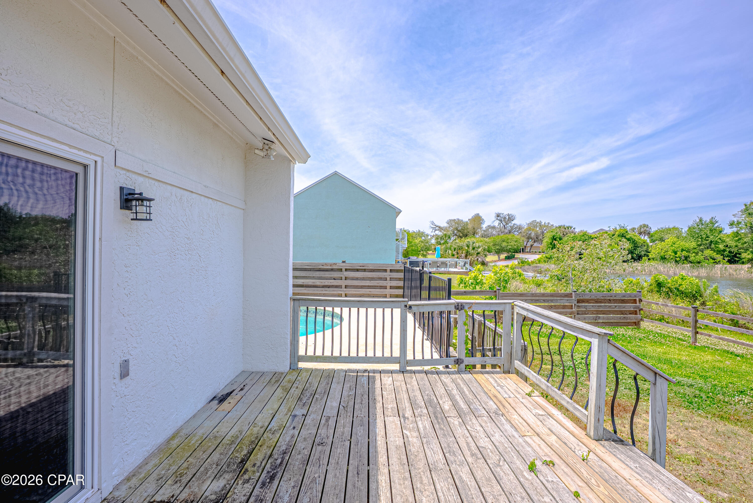 Tropical Bay - Residential