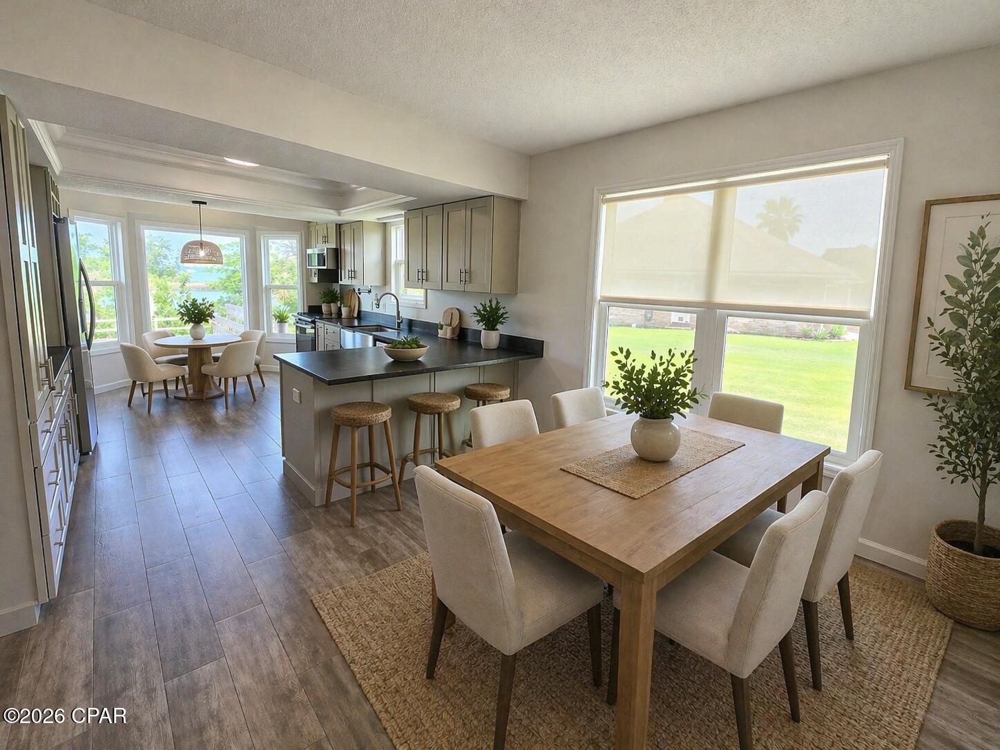 Tropical Bay - Residential