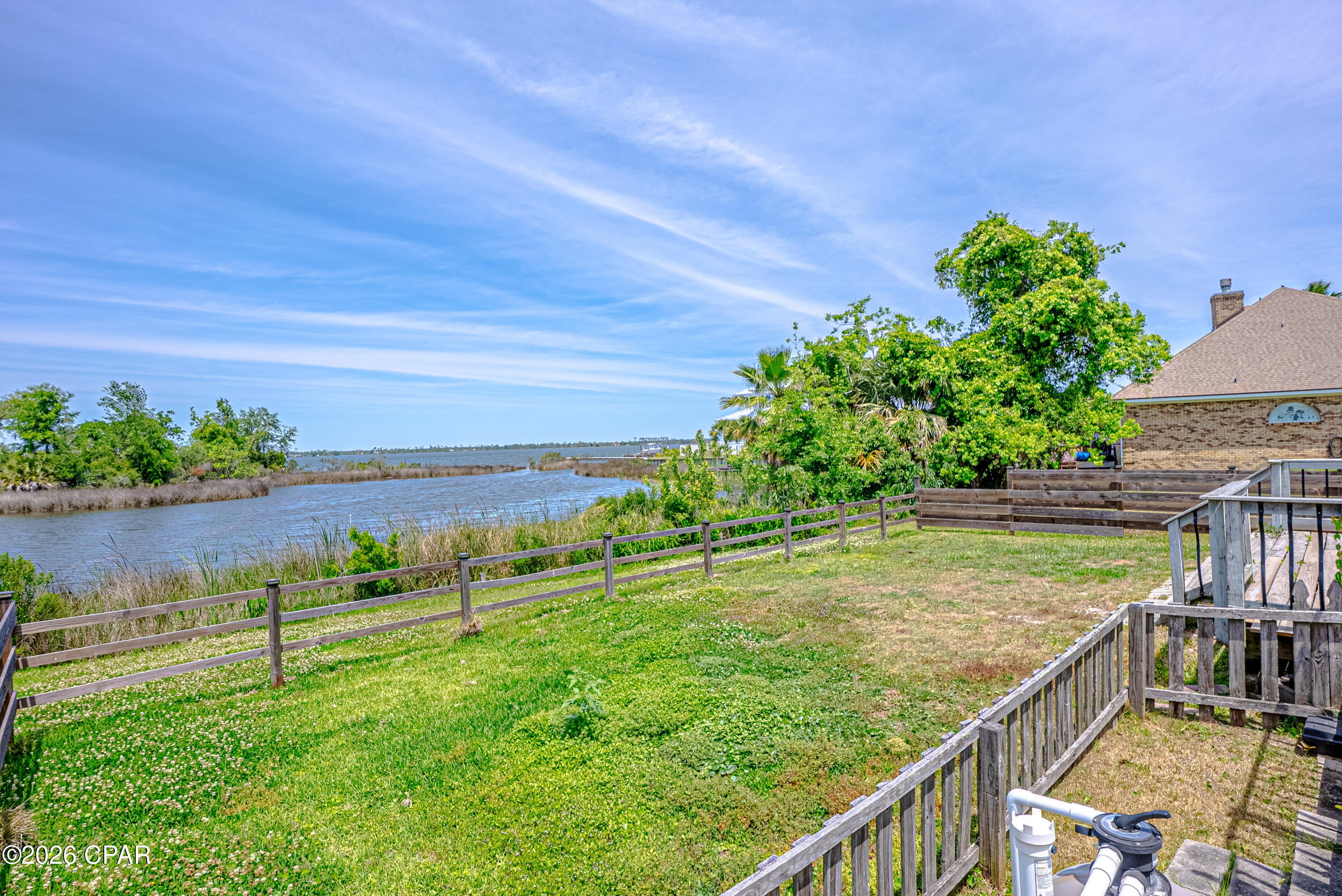 Tropical Bay - Residential