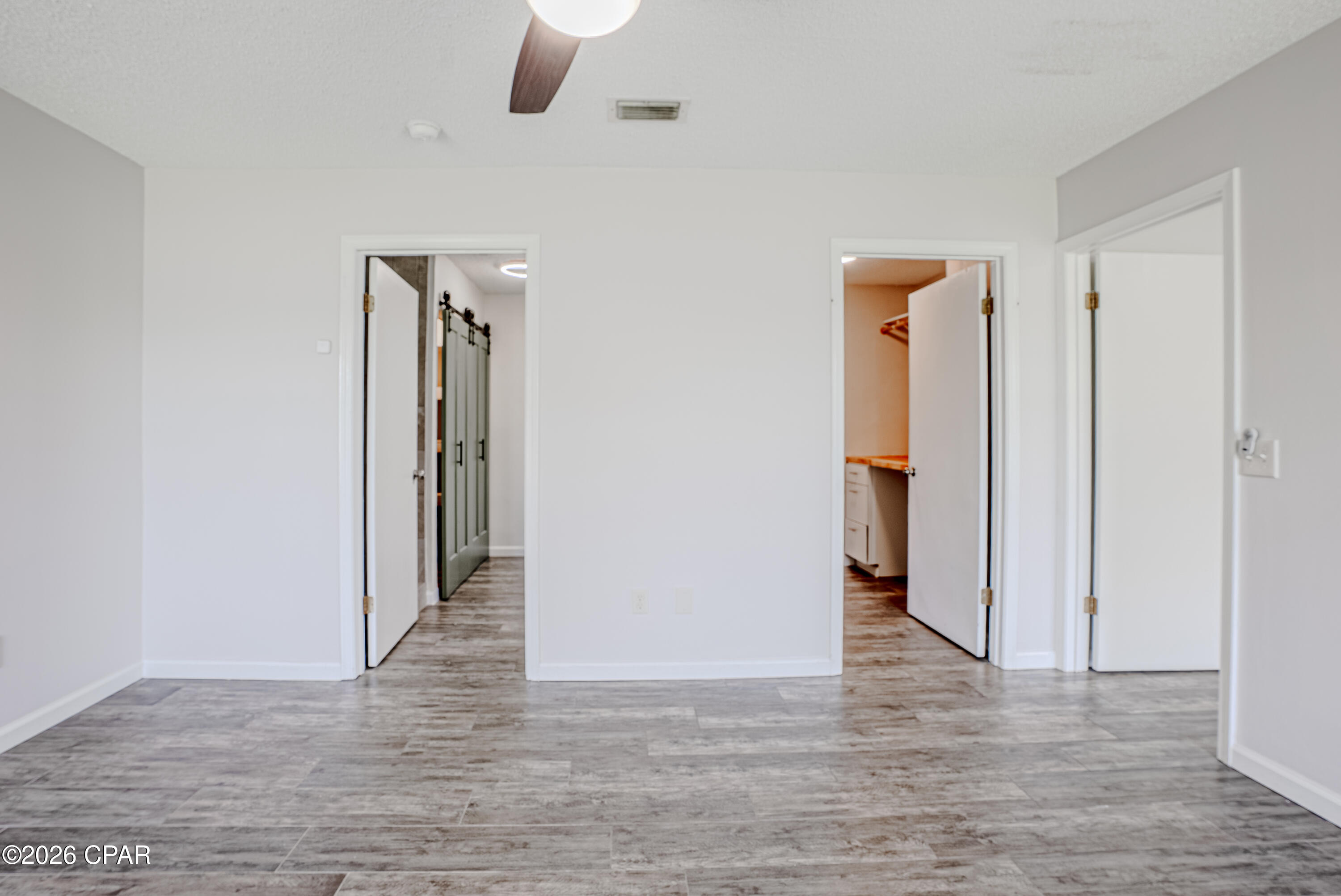 Tropical Bay - Residential