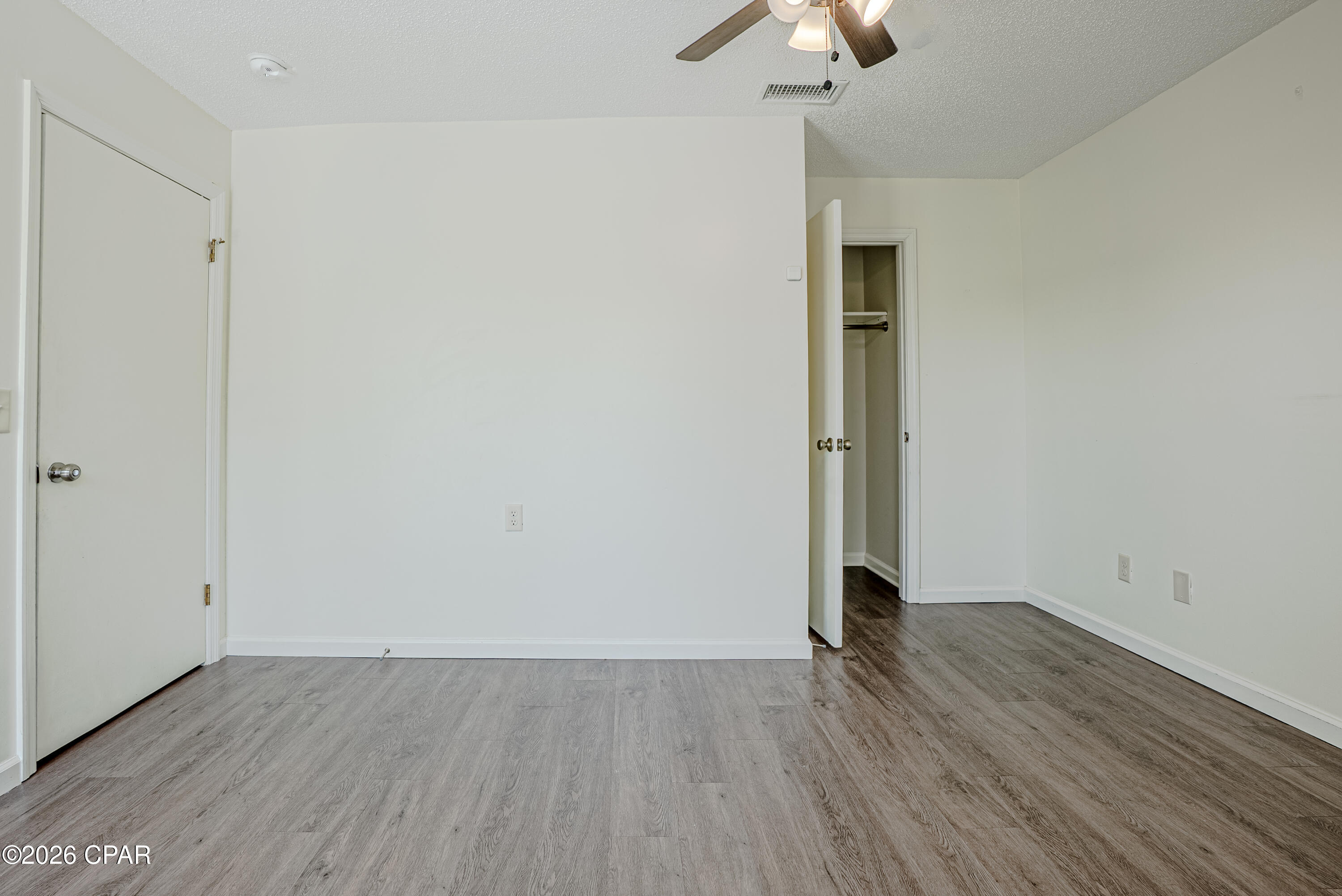 Tropical Bay - Residential