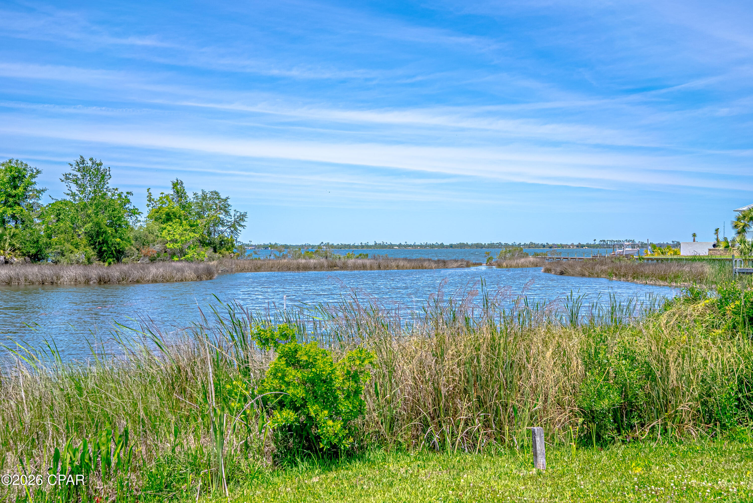 Tropical Bay - Residential