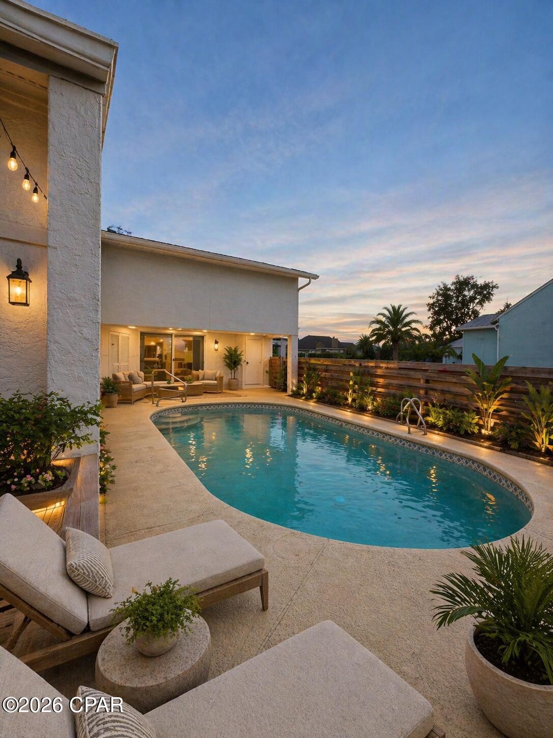 Tropical Bay - Residential