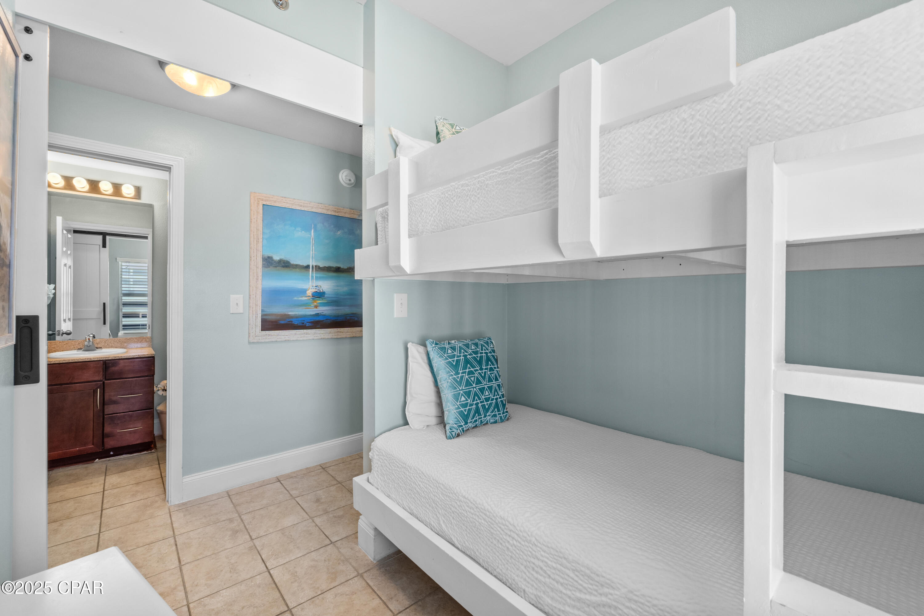 Laketown Wharf - Residential