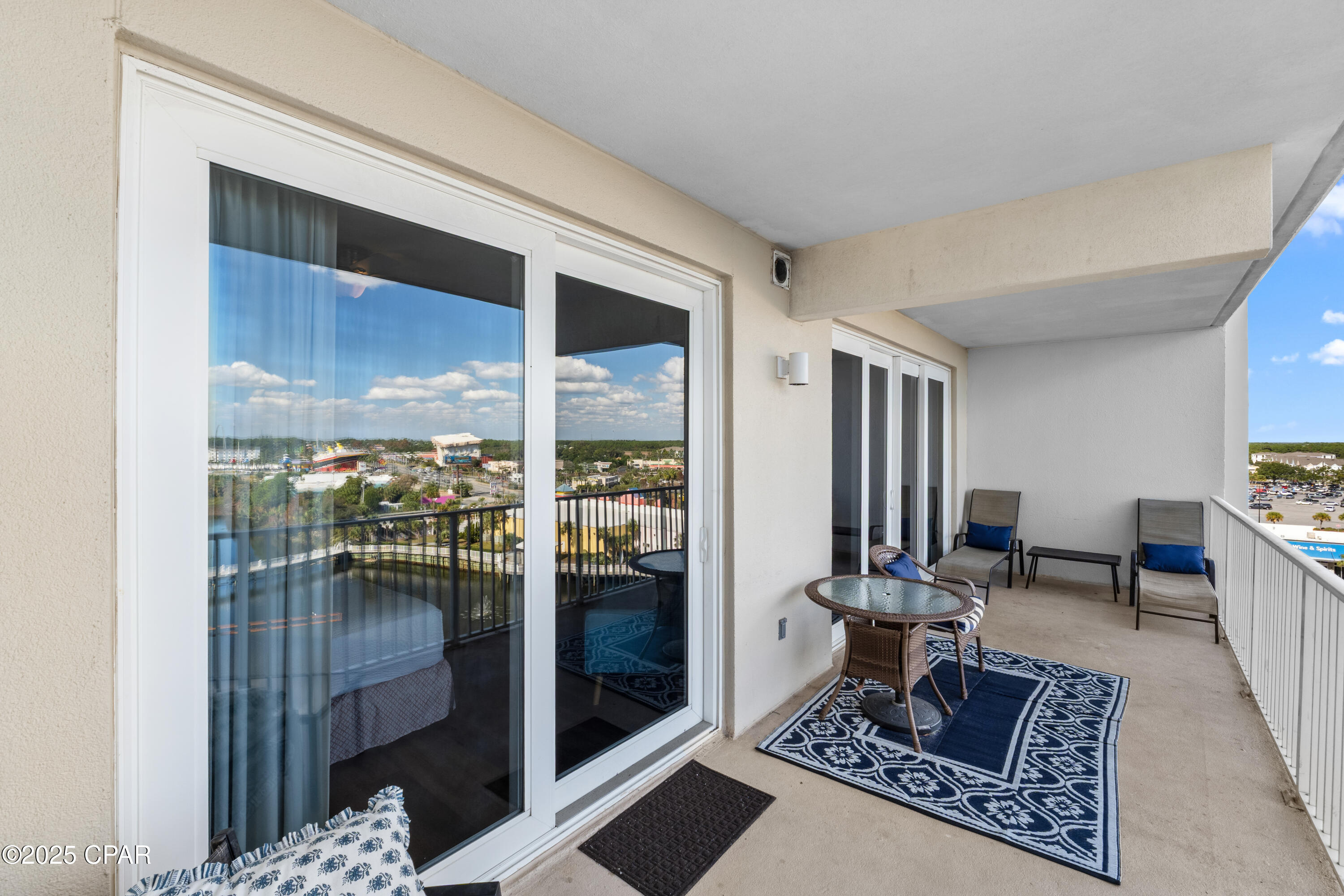Laketown Wharf - Residential