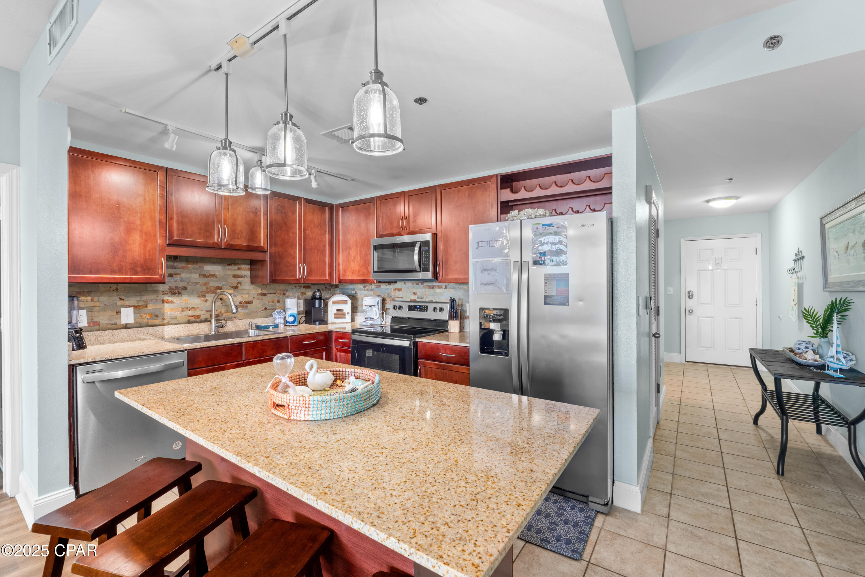 Laketown Wharf - Residential